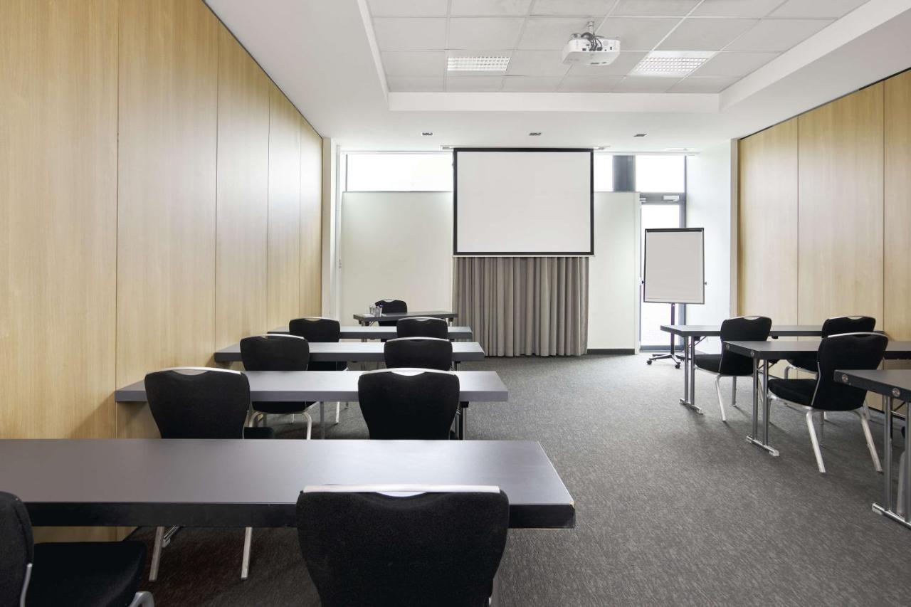 Park By Radisson Liege Airport 4*