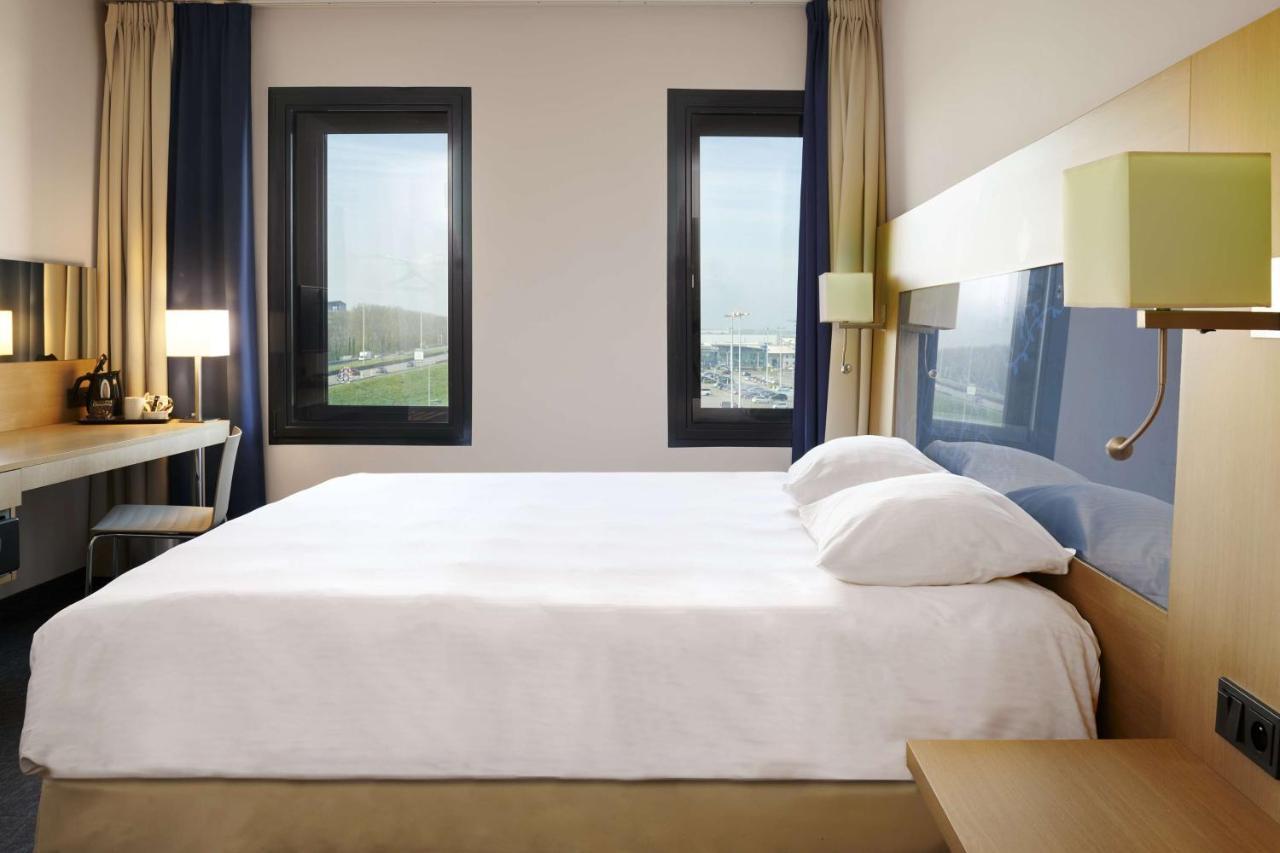 Park By Radisson Airport 4*