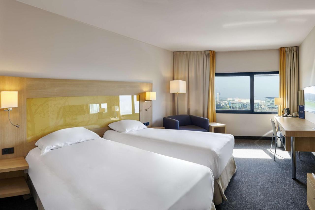 Hotel Park By Radisson Airport