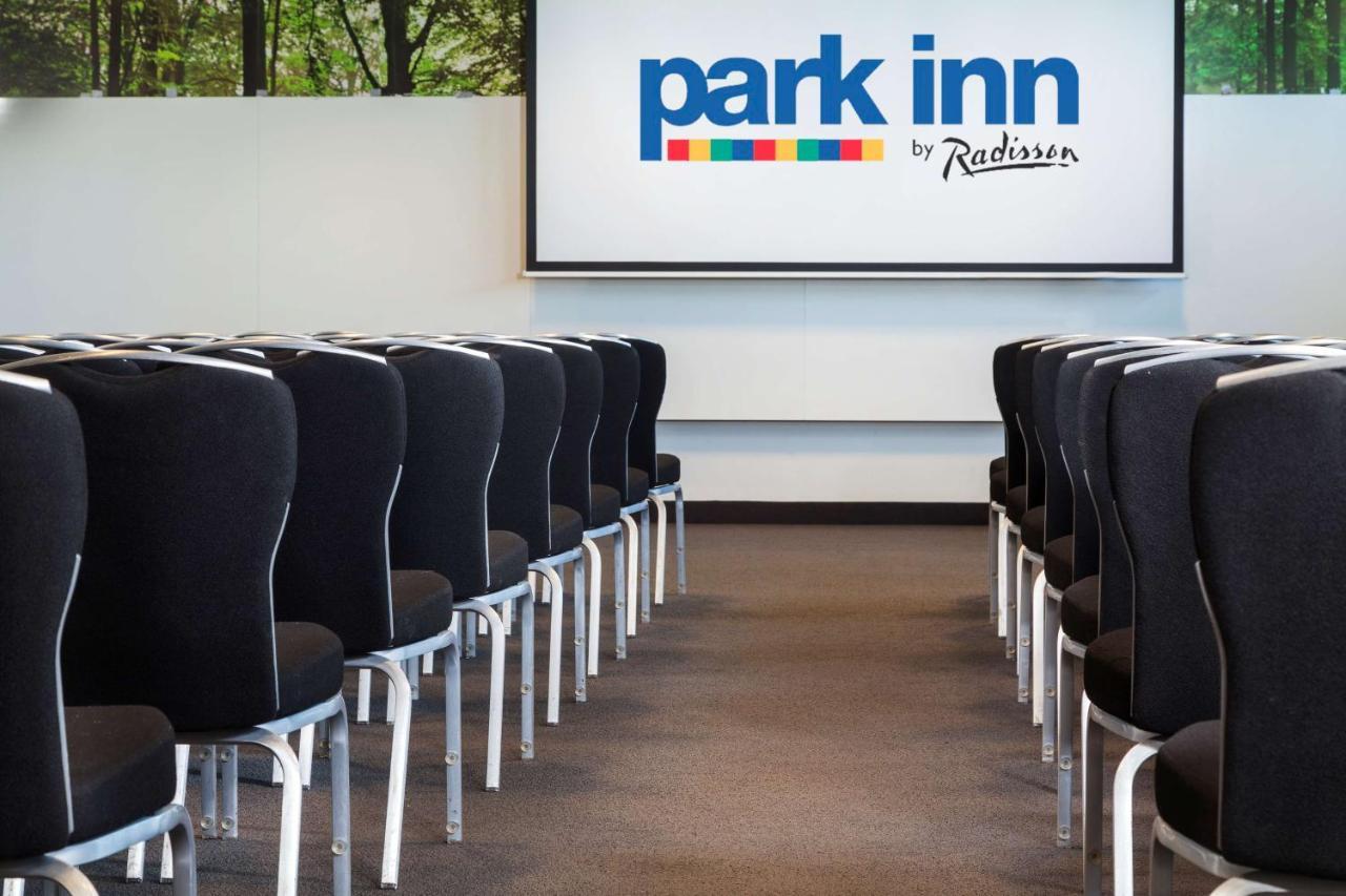 Park By Radisson Airport 4* Luik